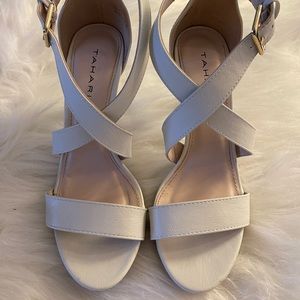 Tahari Heels Sandals- Preowned